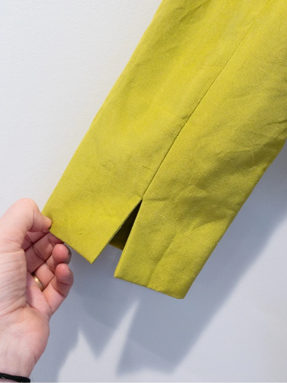 Vintage Carlisle 1990’s Silk Crop Blazer Jacket Chartreuse Lime Green